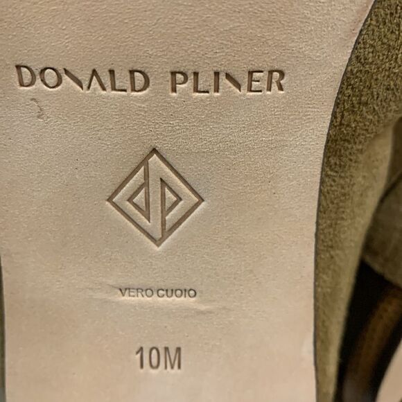 DONALD PLINER, ILIANAO2, 10M, near new, leather upper - Picture 7 of 11